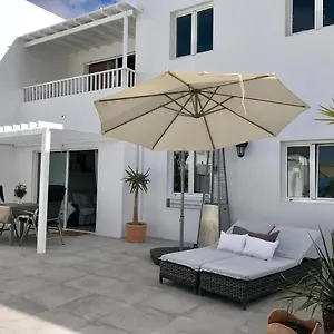 Romantic Casa Blanca Apartment